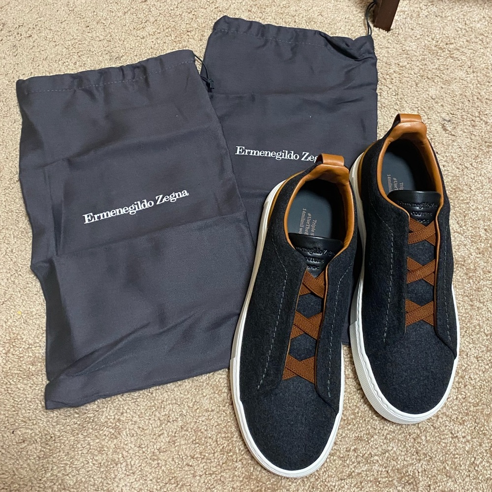 Triple stitch Wool Low Top Slip on Men’s sneakers